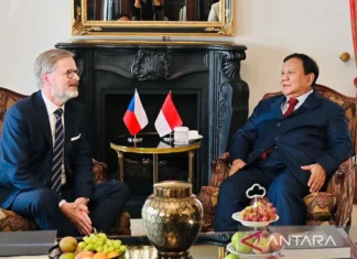 Presiden Prabowo Tiba di St. Petersburg Rabu Sore, Ketemu Putin Hari Ini