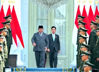 Gibran Dampingi Prabowo di Pelantikan Perwira TNI-Polri