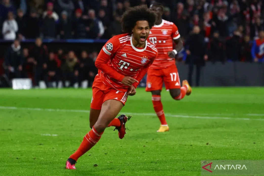 Bayern puncaki klasemen setelah menang tipis 3-2 atas Augsburg