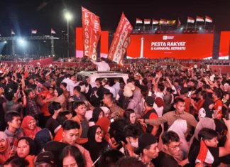Prabowo Sempat Berbaur di Tengah Kerumunan Massa Pesta Rakyat Monas
