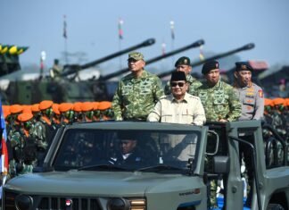 Presiden Prabowo Pimpin Upacara Gelar Pasukan Operasional dan Kehormatan Militer di Batujajar