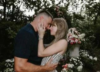 Taylor Swift dan Travis Kelce Tunangan