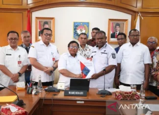 Gubernur PBD Temui Wamendagri Bahas Pengembalian Tiga Pulau Sengketa