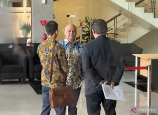 Ilham Akbar Habibie Tiba di KPK sebagai Saksi Kasus Bank BJB