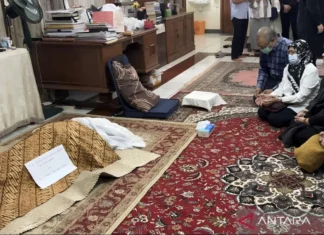 Keluarga Ungkap Acil Bimbo Wafat setelah Melawan Sakit Komplikasi