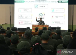 Mensos Ingatkan Bahaya Perundungan-intoleransi di Sekolah Rakyat