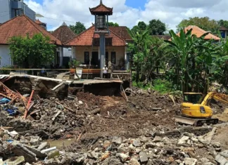Satu Keluarga di Badung Bali Hilang Terseret Banjir, Rumahnya Rubuh