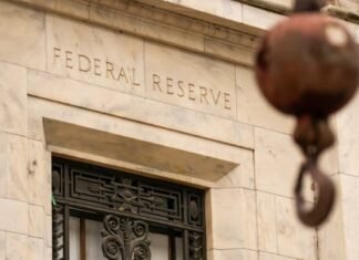 Harga Minyak turun: Kebijakan The Fed tak mampu atasi gejolak pasar