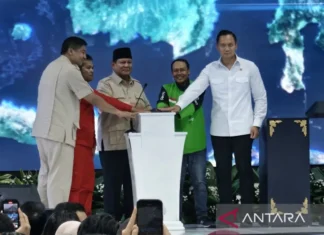 Tekan Sirene, Prabowo Resmikan Akad Massal 26 Ribu Rumah Subsidi