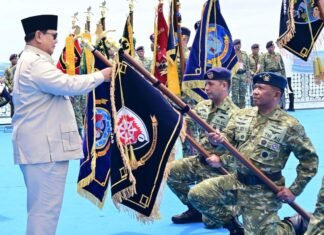 Presiden Prabowo Hadiri Presidential Inspection di KRI Radjiman