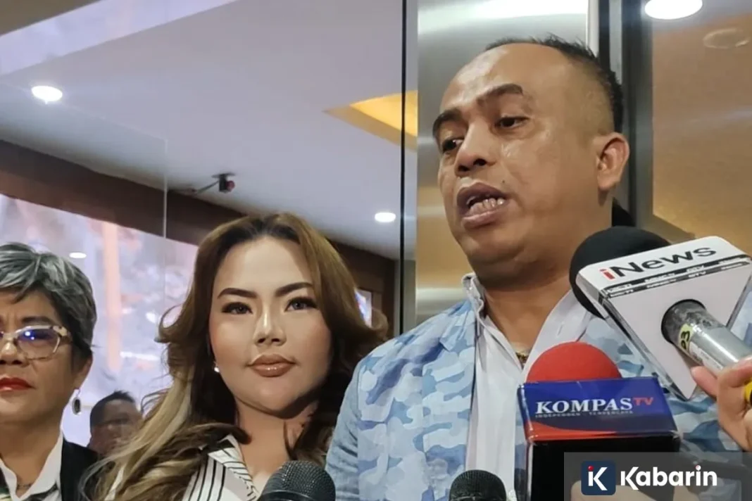 Lisa Mariana penuhi panggilan polisi terkait laporan Ridwan Kamil