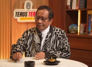 Mahfud MD Bongkar Dugaan Kasus Kereta Cepat Whoosh: Dimarkup Tiga Kali Lipat!