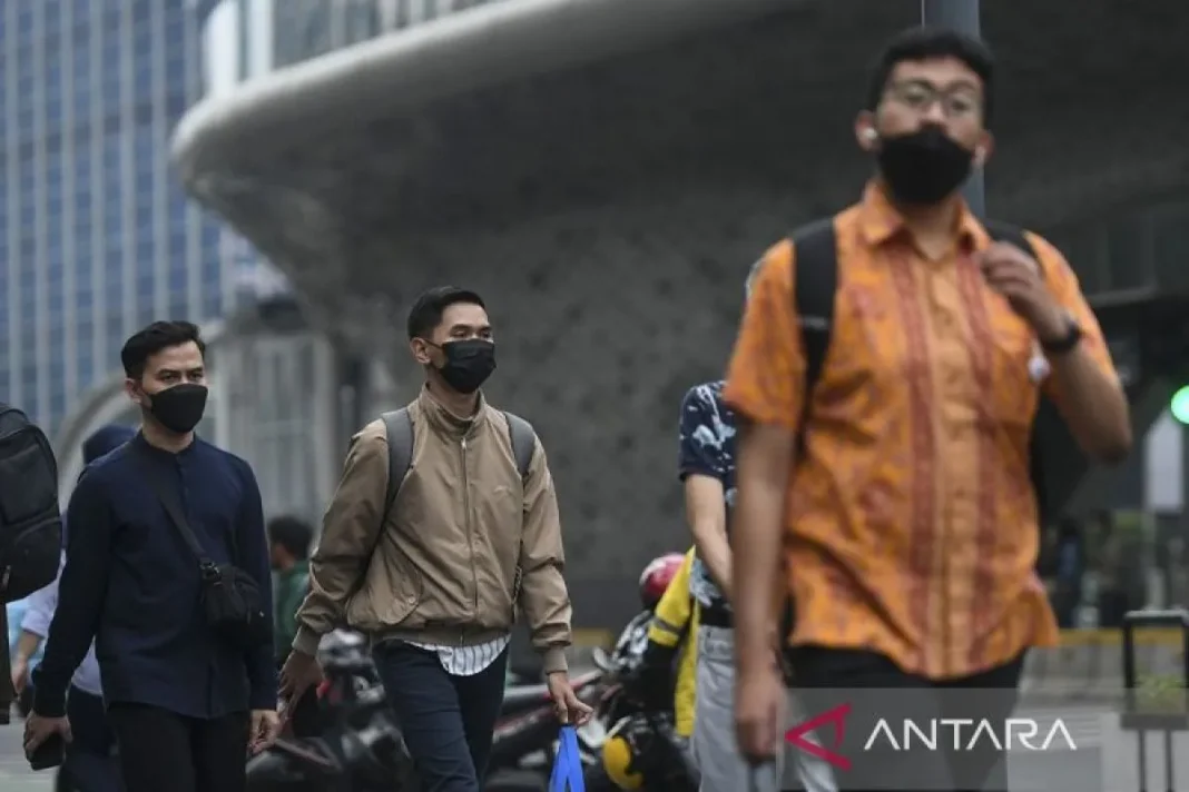Pakai masker, kualitas udara Jakarta terburuk kelima di dunia