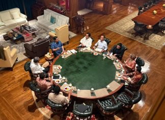 Presiden Prabowo Gelar Diskusi dengan Ketua MPR dan Sejumlah Menteri Bahas Isu Terkini