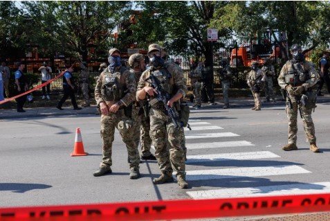 President Trump calling up 300 Illinois National Guard ‘immediately’ to protect ICE, buildings for 60 days