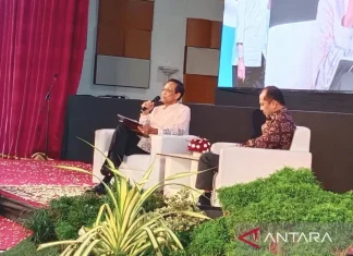Sultan HB X Ingatkan Pejabat mau Mendengar Generasi Muda