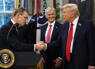 Kebijakan Tarif Obat; Dialog Pfizer dan Trump yang menentukan