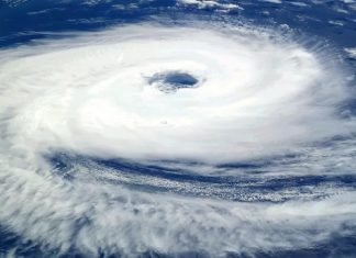 BMKG Peringatkan Dampak Siklon Kalmaegi, Gelombang Tinggi dan Hujan Lebat Ancam Indonesia Timur