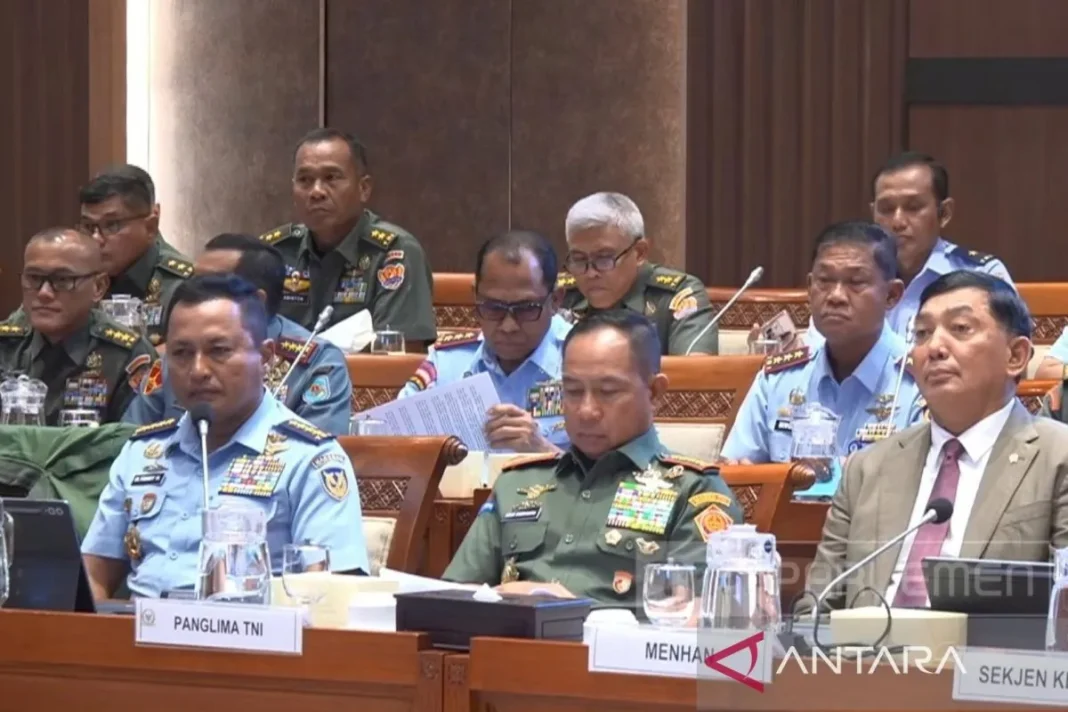DPR rapat tertutup dengan Menhan dan TNI bahas stabilitas pertahanan