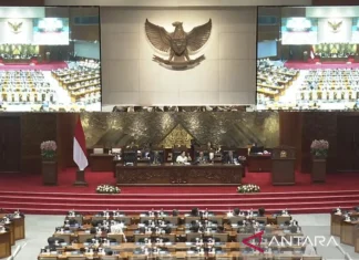 DPR Setujui RUU Pengelolaan Ruang Udara Disahkan jadi Undang-Undang