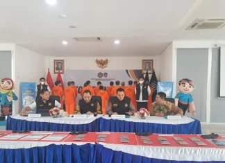 Imigrasi Jakut Tangkap 14 WNA China yang jadi Buruh di Kelapa Gading