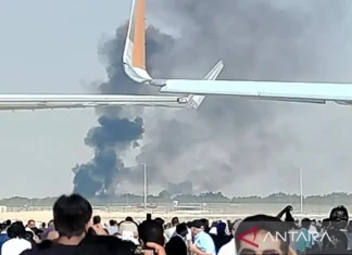 Jet Tempur Tejas India Jatuh di Dubai Airshow hingga Tewaskan Pilot