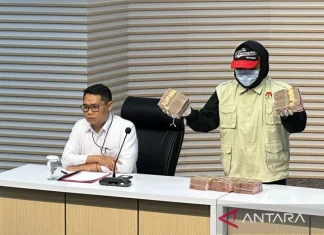 KPK Sita Rp500 Juta saat OTT Bupati Ponorogo Sugiri Sancoko