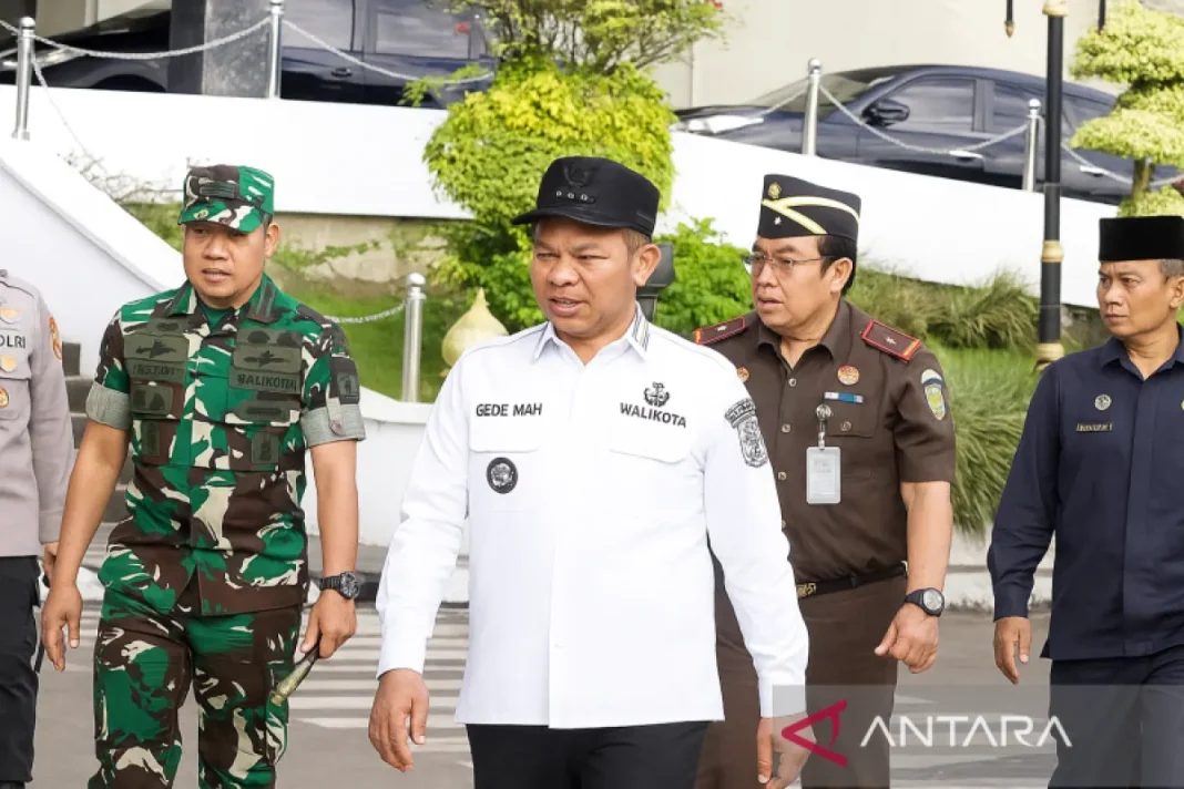 KPK tangkap Gubernur Riau Abdul Wahid dalam OTT A