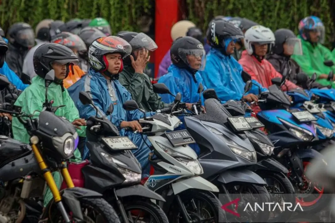 Mayoritas kota-kota besar berpotensi diguyur hujan ringan-sedang