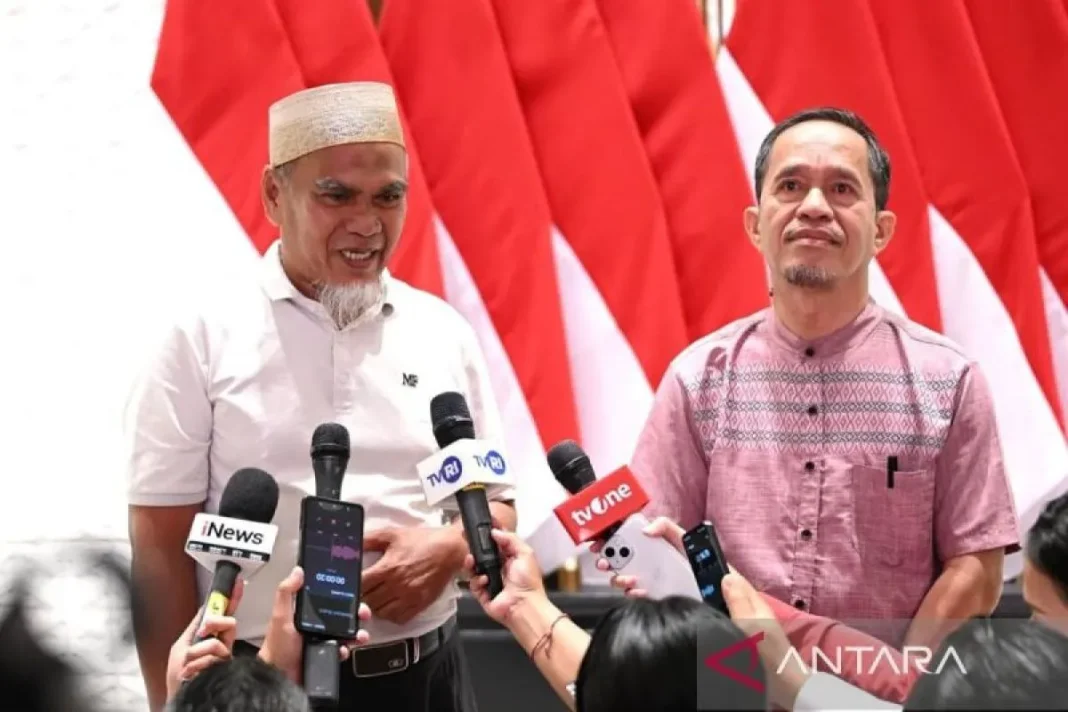 Nama baik dipulihkan, dua guru Luwu Utara berterima kasih ke Prabowo
