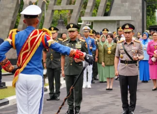 Pimpin Wisuda Taruna, Kapolri Tekankan Sinergisitas TNI-Polri