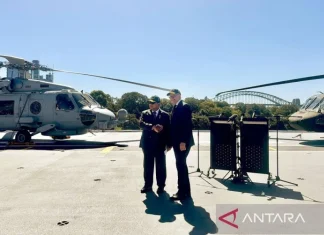 Prabowo, Albanese Sampaikan Hasil Pertemuan di Geladak HMAS Canberra