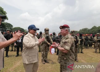 Moment Prabowo-Raja Abdullah II Saksikan Demonstasi Drone Tentara RI-Yordania