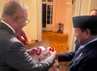 Prabowo Beri Hadiah untuk Anjing Kesayangan PM Australia