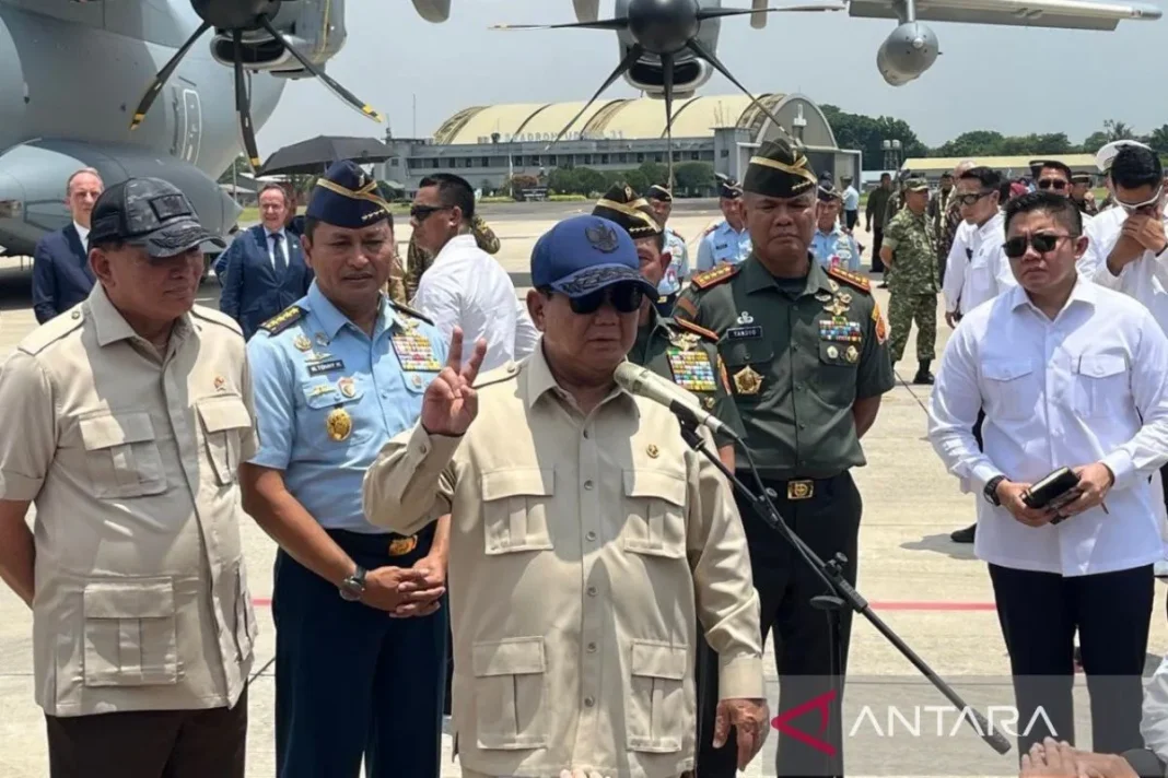 Prabowo nilai pesawat A400 perkuat pertahanan udara Indonesia