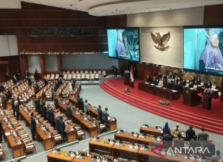 Rapat Paripurna DPR Setujui RUU KUHAP menjadi Undang-undang