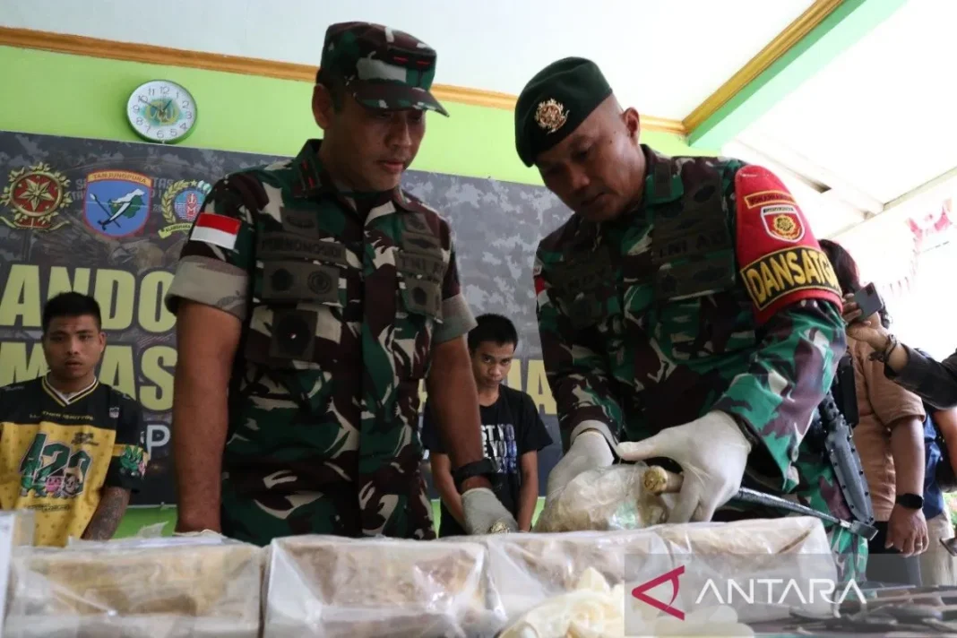 Satgas Pamtas RI amankan 21 kilogram Sabu di Perbatasan Entikong