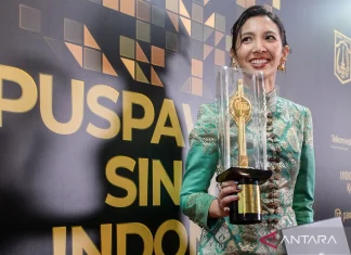 Sheila Dara jadi Pemeran Utama Perempuan Terbaik FFI lewat “Sore: Istri Masa Depan””