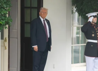 Trump Sanggah Kabar Serangan Darat terhadap Venezuela