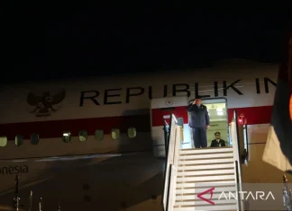 Usai Makan Malam dengan PM Albanese, Prabowo Kembali ke Tanah Air