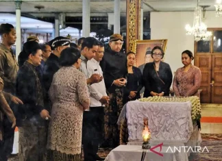 Wapres Gibran melayat Raja PB XIII