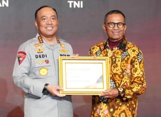 Dinobatkan Lembaga Terpopuler di Disway Awards 2025, Polri Buktikan Lompatan Kepercayaan Publik
