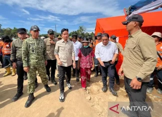 Ke Tapanuli Selatan, Gibran Minta Pemulihan Jalan untuk Distribusi BBM