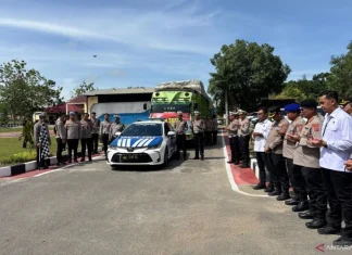 Polda Sultra Kirim 23 Ton Beras dan Logistik untuk Bencana Sumatera