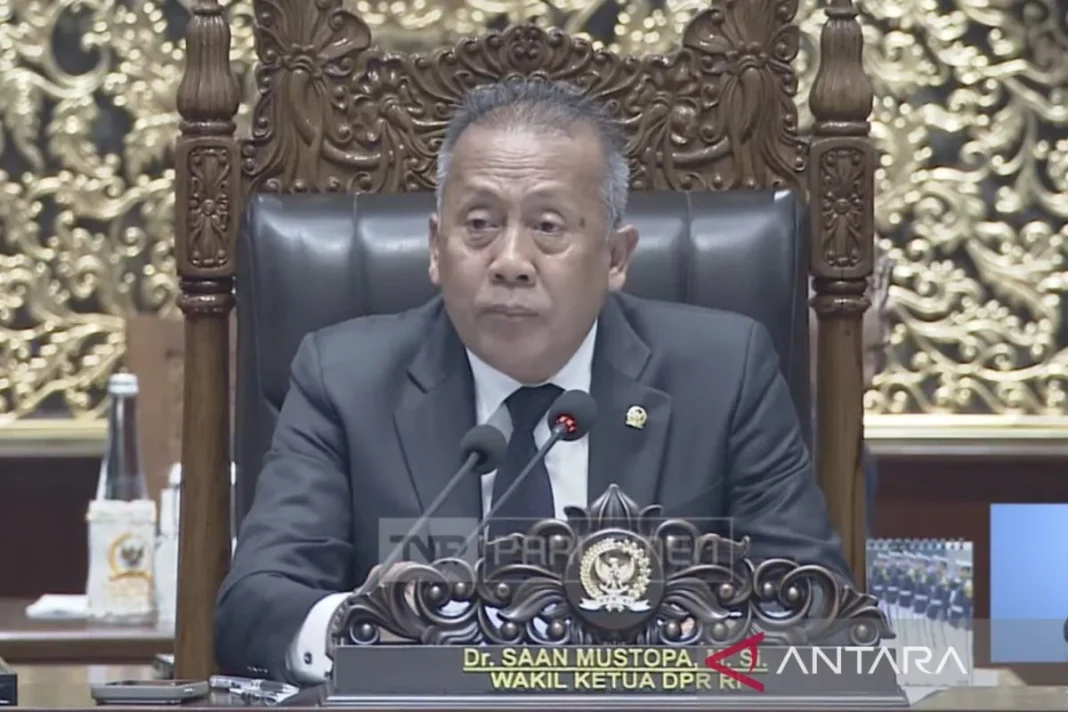 DPR gelar Rapat Paripurna beragenda penetapan calon Hakim MK-Deputi Bi