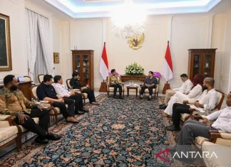 Gibran Terima Raffi Ahmad dan Pekerja Seni Bahas Bantuan Bencana