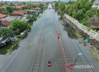 KAI Teruskan Pemulihan Operasional Perjalanan KA yang Terimbas Banjir
