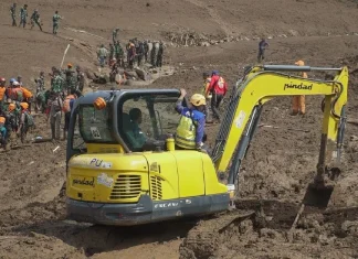 Kementerian PU Kerahkan Alat Berat untuk Penanganan Longsor di Cisarua