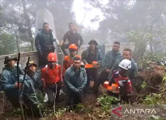 Kotak Hitam Pesawat ATR 42-500 Ditemukan Personel TNI AD