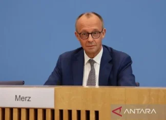 Merz ingin Temui Trump di Davos Bahas Ancaman Tarif